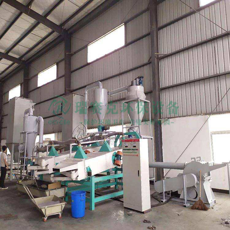 動(dòng)力電池裝機(jī)放量，回收再利用市場(chǎng)潛力十足。